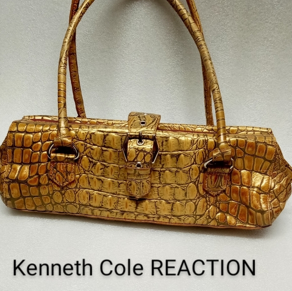 Kenneth Cole New York Handbags - Kenneth Cole New York Baguette style croc embossed genuine leather shoulder bag